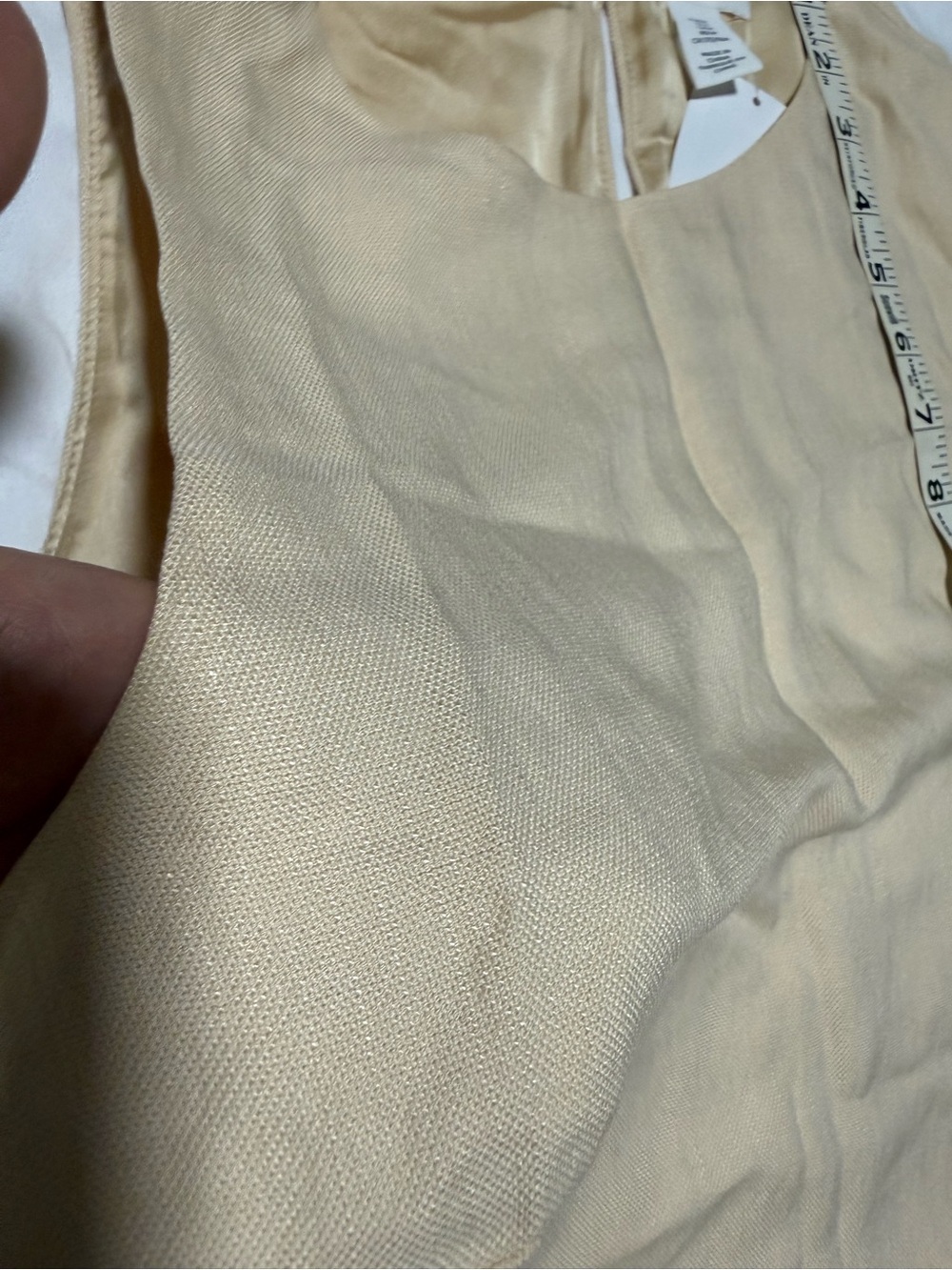 Sleeveless Light yellow Dress - Picture 6 of 9